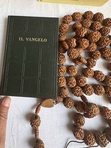 Rosario legno con grani - in,