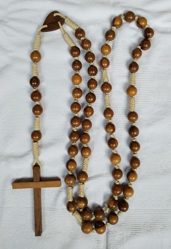 Rosario legno e corda - e,
